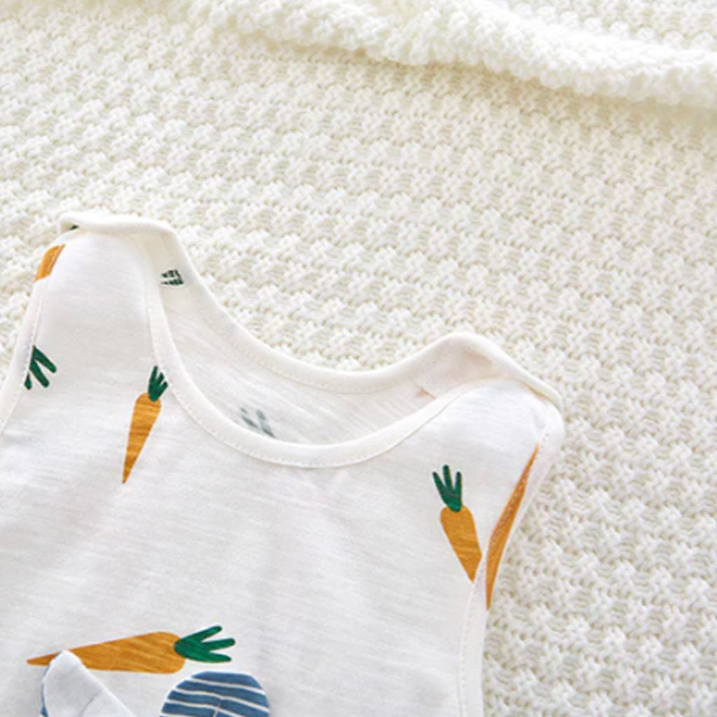 Baby Boy Sleeveless Thin Cotton Carrot Pattern Onesie