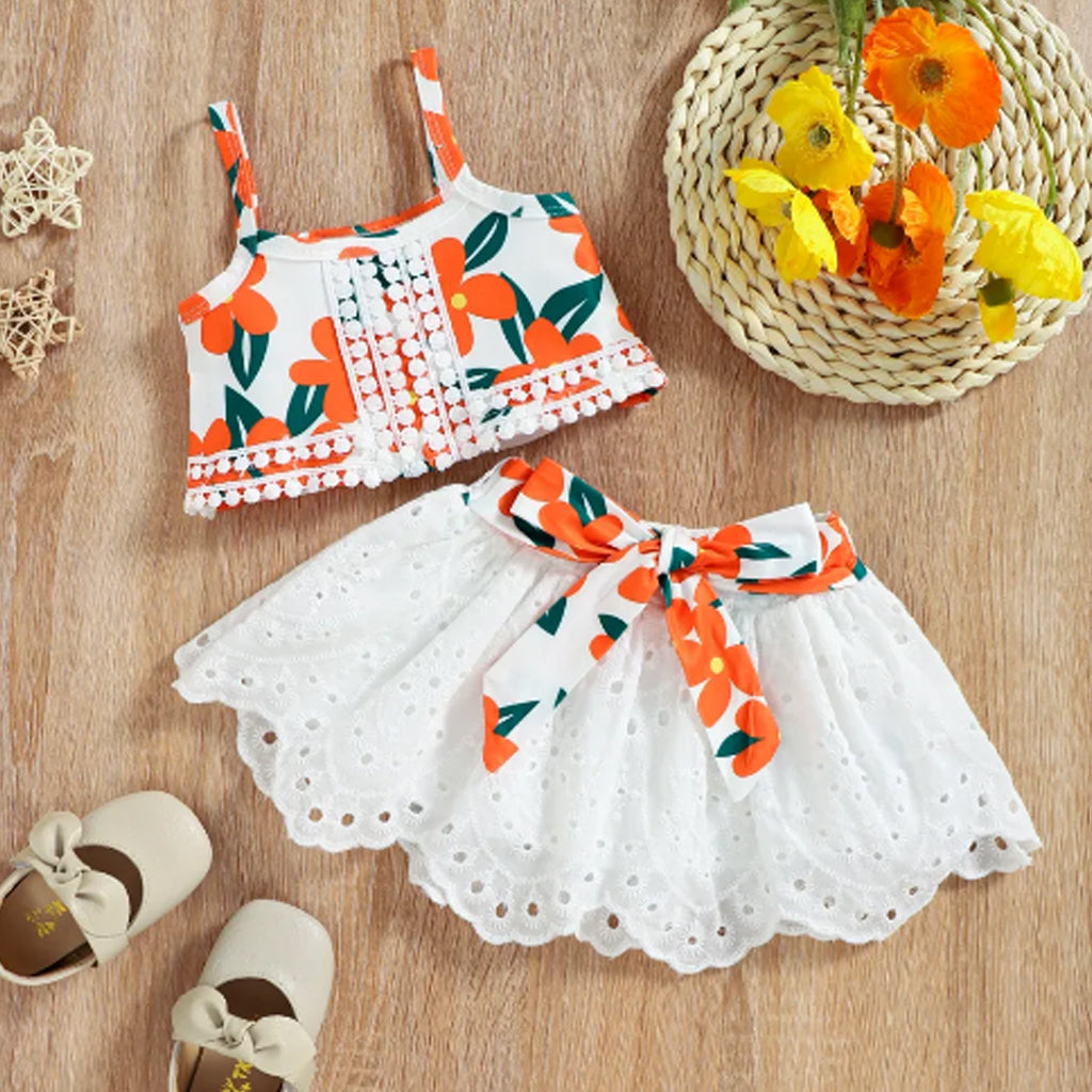 2pcs Baby Girl Floral Print Camisole Crop Top and Bowknot Hollow Out Skirt Set