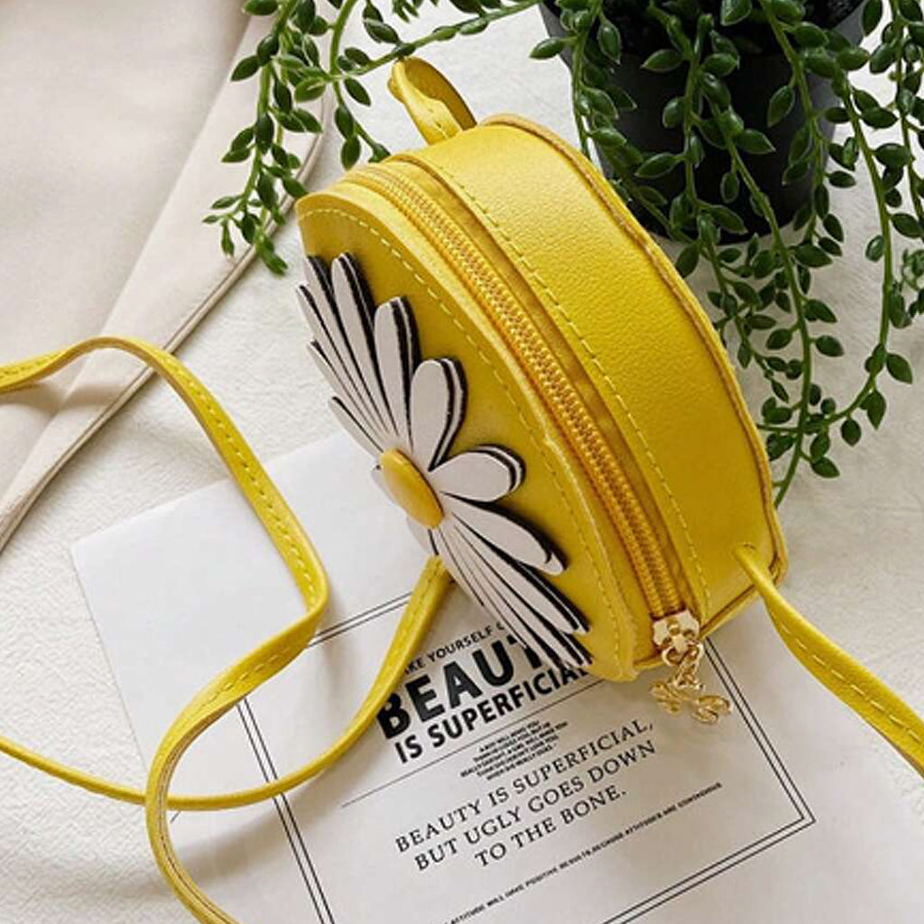 kids Girl Sweet Adorable Shoulder Bag with Daisy Color Scheme