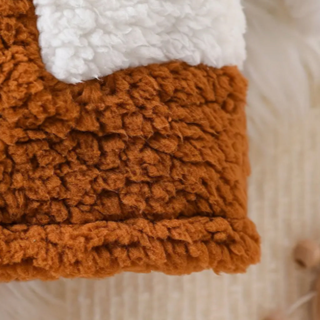 2pcs Baby Girl Animal Embroidery Fuzzy Overall and Mock Neck Long Sleeve Top