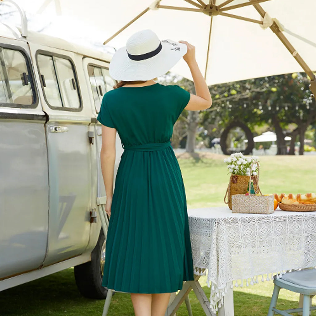 Dark Green Drop Shoulder Belted Pleated Dresses and Raglan-sleeve T-shirts Sets